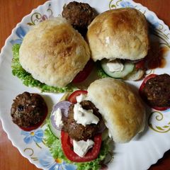 A picture of Pork patties cheese burger🍔🧀.