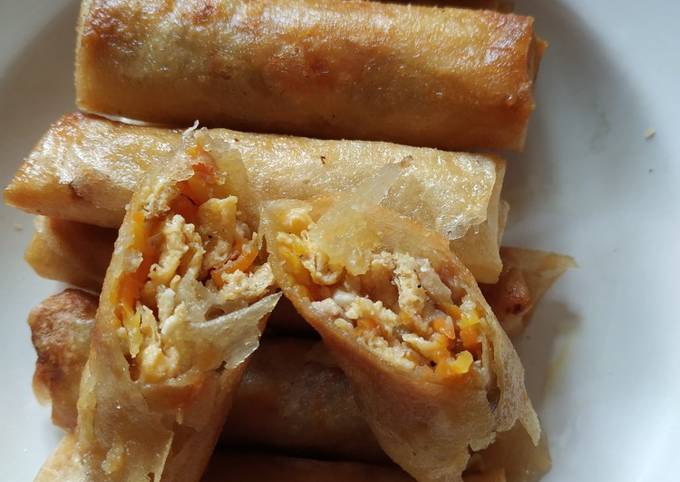Resep mudah buat Lumpia Ayam Sayur yang sesuai selera