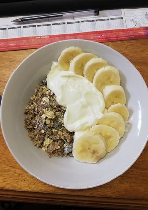 A picture of No cook breakfast.