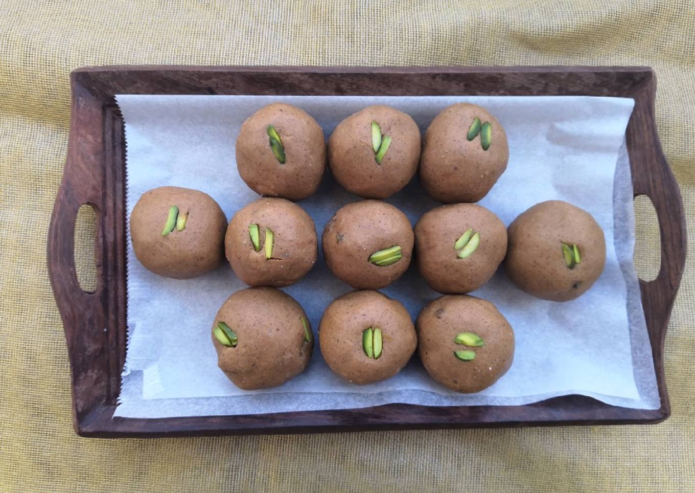 Besan Laddus
