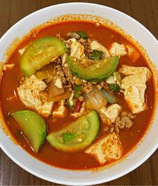 canh đậu phụ nấm kim châm