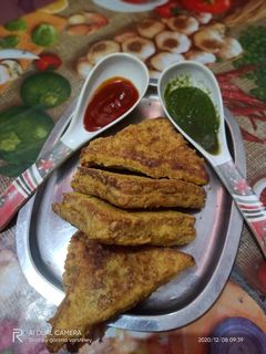 ब्रेड पकौड़ा (bread pakoda recipe in Hindi) रेसिपी मुख्य फोटो