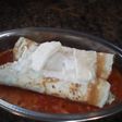 Canelones de espinaca y nuez, con dos salsas
