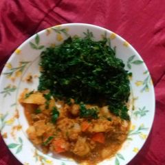 A picture of Sweet potato porriage with vegetable.