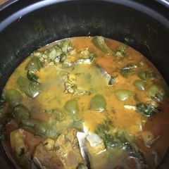 A picture of Rice cooker pangasius fish with capsicums.