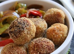 Une photo de Boulettes lentilles corail-quinoa, bio {sans gluten, sans oeufs, sans lait}