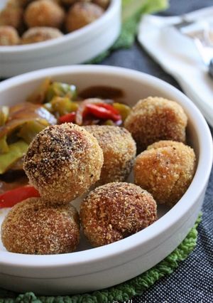 Une photo de Boulettes lentilles corail-quinoa, bio {sans gluten, sans oeufs, sans lait}