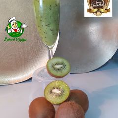 A picture of Kiwi juice.