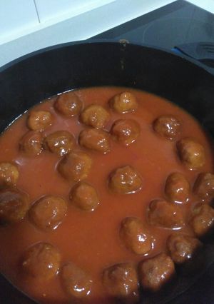 Una foto de Albóndigas en salsa de tomate