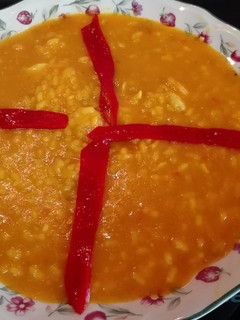 Una foto de Arroz caldoso con rosada y gambas. Thermomix