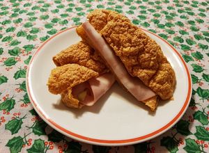 Foto di Pane agli albumi salato alla curcuma e paprika dolce (adatto alla dieta chetogenica)