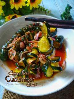 Gambar Spicy Spiral Cucumber Salad
