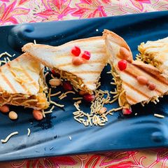 A picture of Dabeli Bread Sandwich.