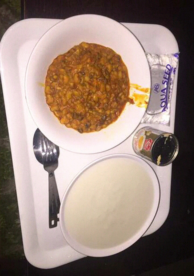 A picture of Porriage beans and pap.