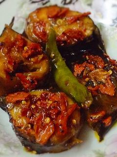 Hình của món CÁ TRÊ kho nghệ tươi.
