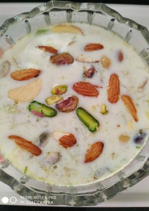 शकरकंद की खीर(Shakarkand ki kheer recipe in Hindi) रेसिपी मुख्य फोटो