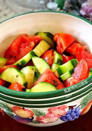 A picture of Cucumber and Tomato Vinaigrette Salad.