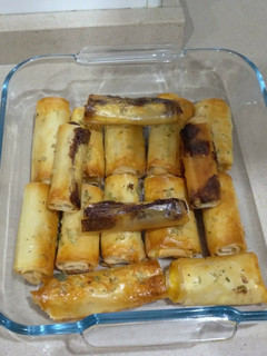 Una foto de Bocaditos de queso y Nocilla con pasta filo