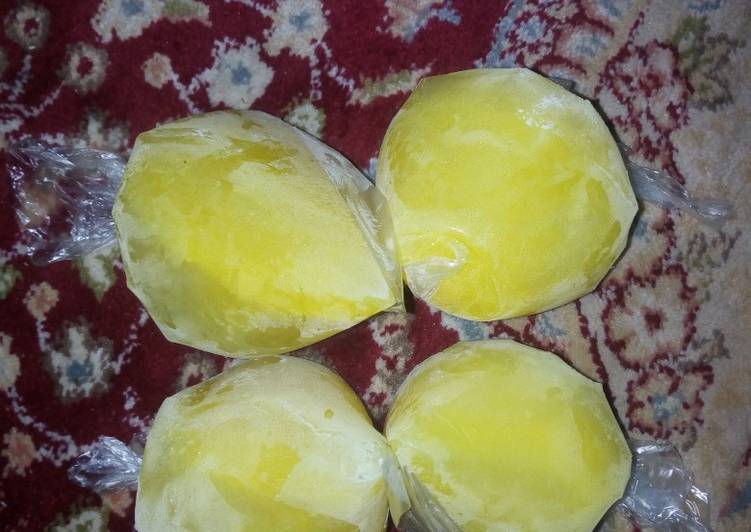 Iced pineapple juice
