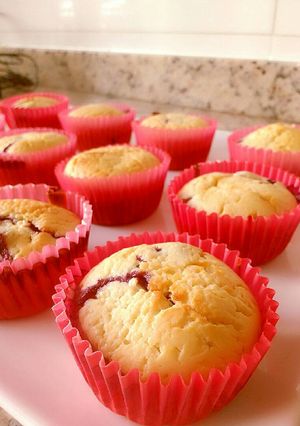 Una foto de Muffins yogurt, arándano & limón