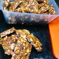 A picture of Groundnut candy🥜 (halaka kwabo).