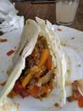 Tacos con verduras y carne