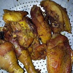 A picture of Fried chicken.