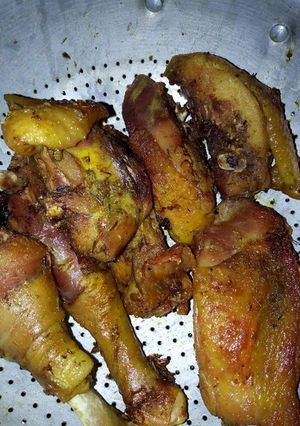 A picture of Fried chicken.