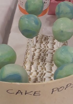 A picture of Cake pops.