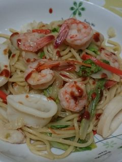 海鮮炒麵 的食譜成品照片