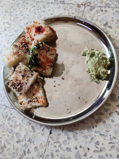 ફરાળી ઢોકળા (Farali Dhokla Recipe In Gujarati) રેસીપી મુખ્ય ફોટો