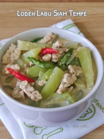 Easy Way Prepare Lodeh Labu Siam Tempe (versi bumbu dasar) the Awesome  Really delicious