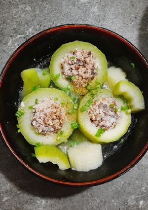 Hình của món Canh bí đao nhồi thịt.