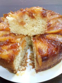 Una foto de Torta invertida de manzana 🍏