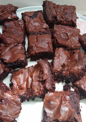 Una foto de Brownies sin manteca y con chocolatada