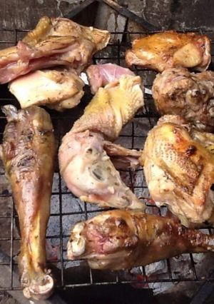 Hình của món Gà Nướng Cuối Tuần.