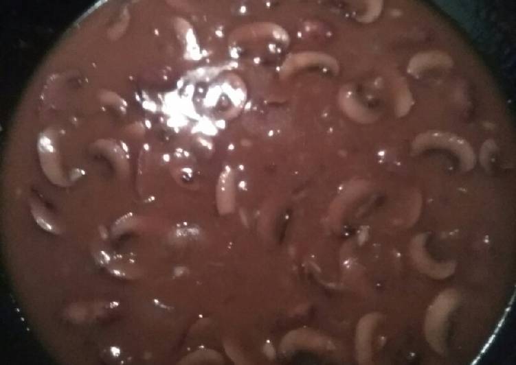 Easiest Way to Prepare Speedy Brown mushroom gravy