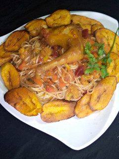 Tasty spaghetti ainihin hoton girkin