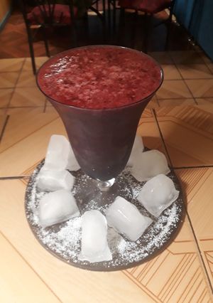 Una foto de Granizado de frutos rojos