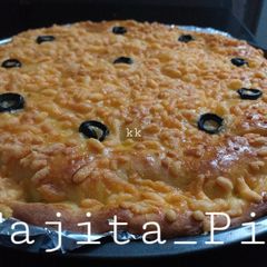 A picture of Fajita pie.