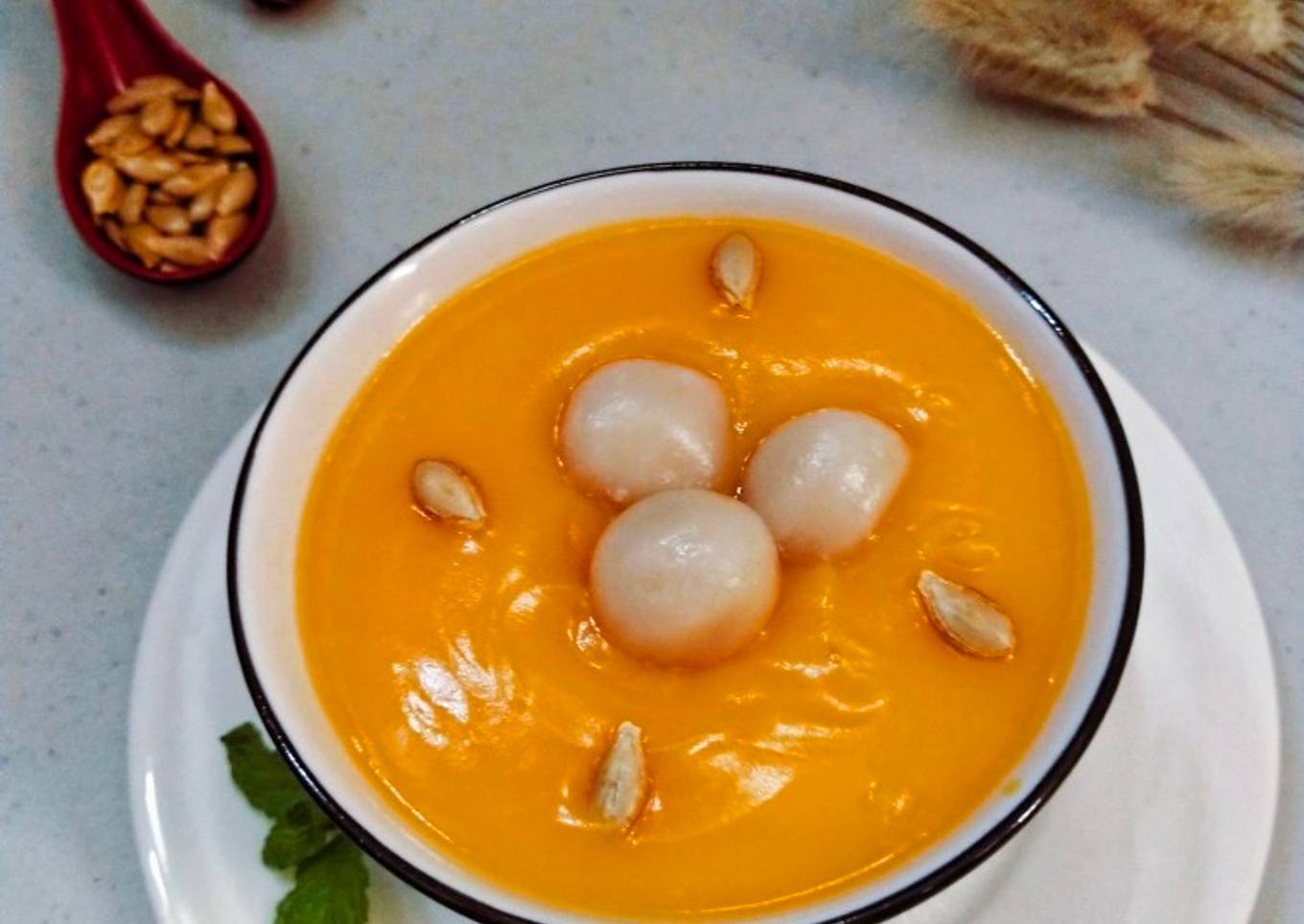Hobakjuk (Korean Pumpkin Porridge)