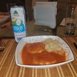 Tortitas de pollo con caldo de jitomate