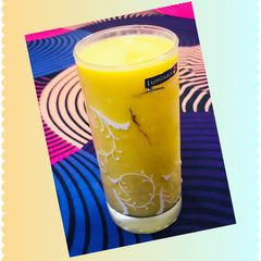 A picture of Saffron mango milkshake.