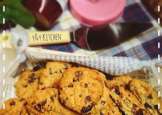 Crunchy oatmeal cookies