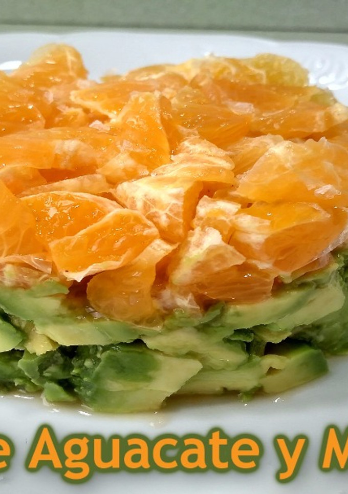Una foto de Tartar de Aguacate y Mandarina