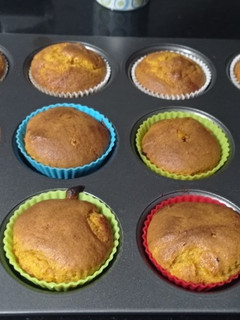 Una foto de Magdalenas de zanahoria sin gluten ni lactosa