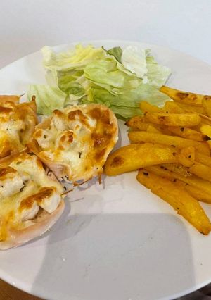 Csirkés muffin, tepsis krumplival recept fotója