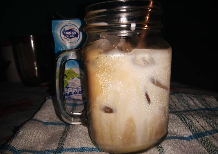 Es Kopi Susu ala Chef @tiarbah