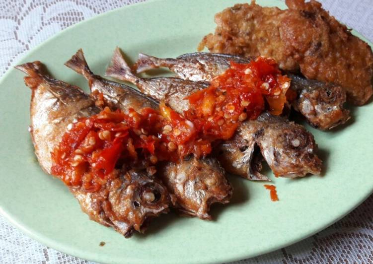 Resep Ikan Goreng Sambal Korek Anti Gagal