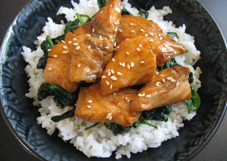 Simple Way to Prepare Speedy Teriyaki Salmon Rice Bowl